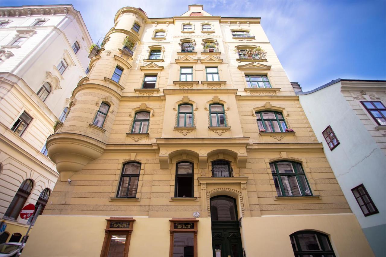 7Th Heaven Vienna Center Apartments Екстер'єр фото